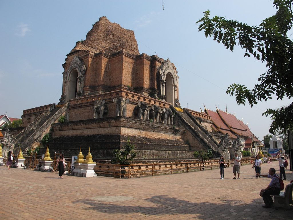 Wat Chedi Luang and the Old City Temples of Chiang Mai