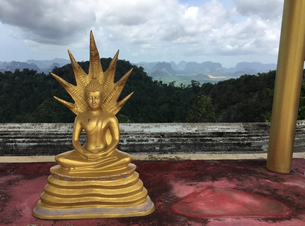 Tiger Cave Temple: Krabi’s Clifftop Wat Tham Sua