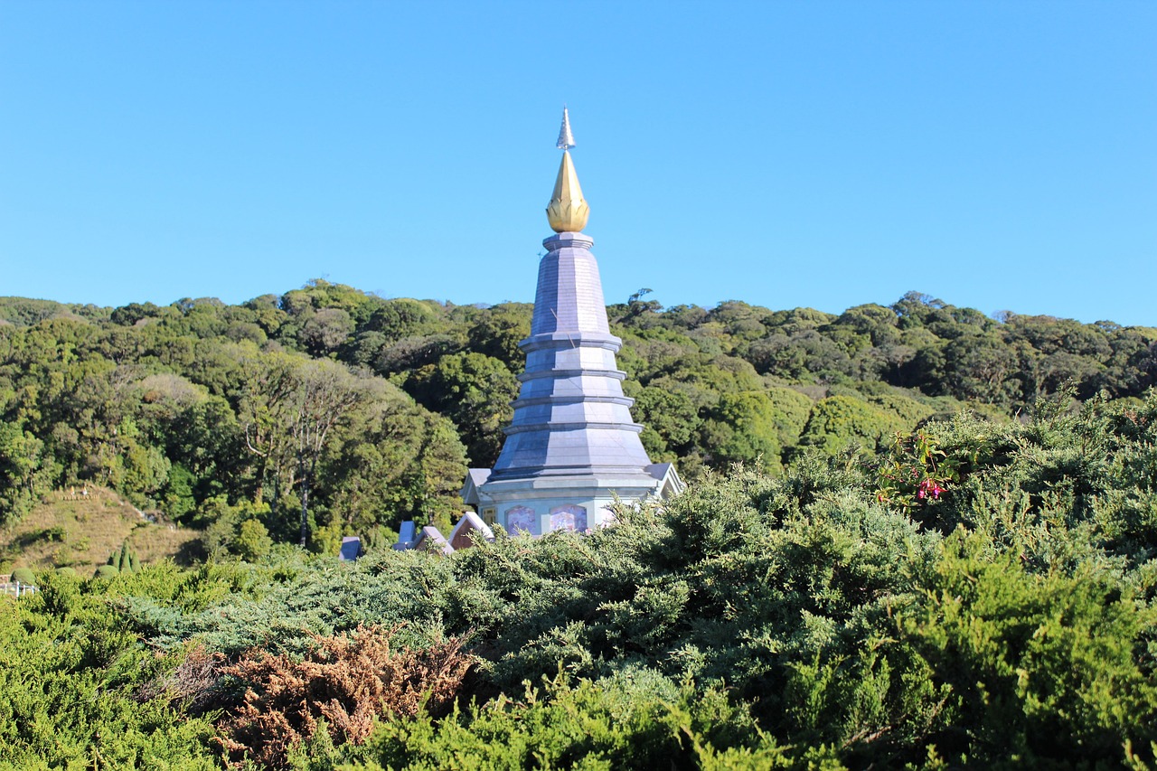 Wat Chedi Luang temple in Chiang Mai