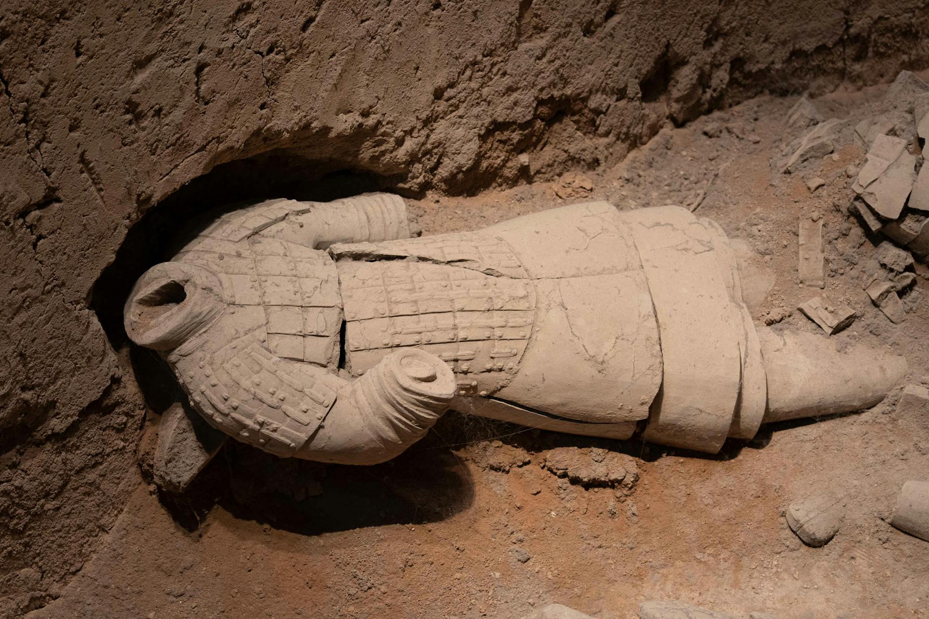 “800-Year-Old Turtle-Shaped Tomb Found in China” News