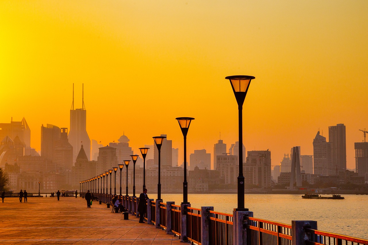 Huangpu River and Pudong skyline, Shanghai