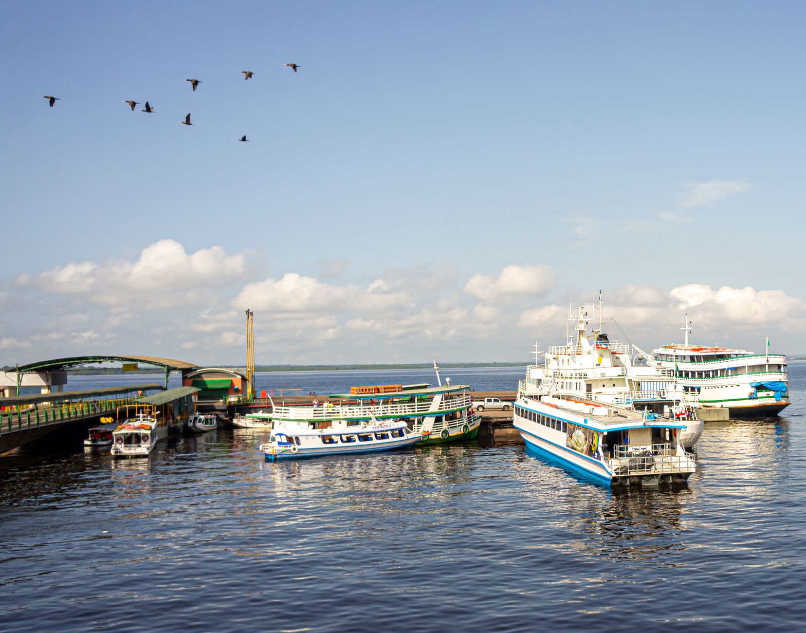 Amazon Börtübet Bay Travel Guide