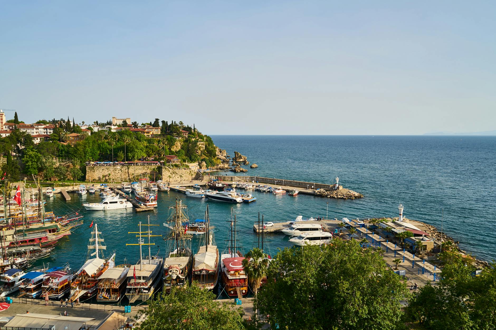 Antalya Hotels and Pensions Contact Information