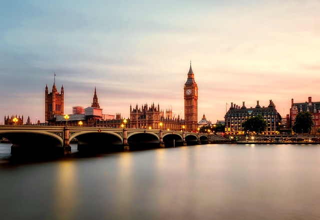 Big Ben and Westminster lit up in the evening