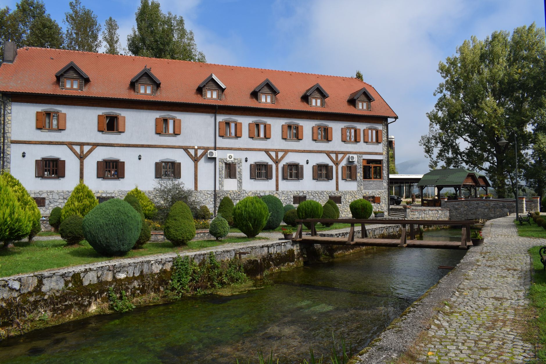 Çandarlı Hotel – Pension and Places to Stay