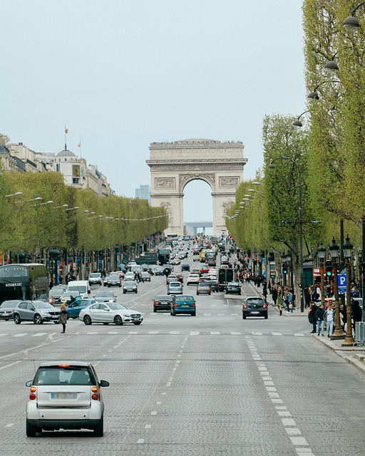 The grand Champs-Elysees avenue