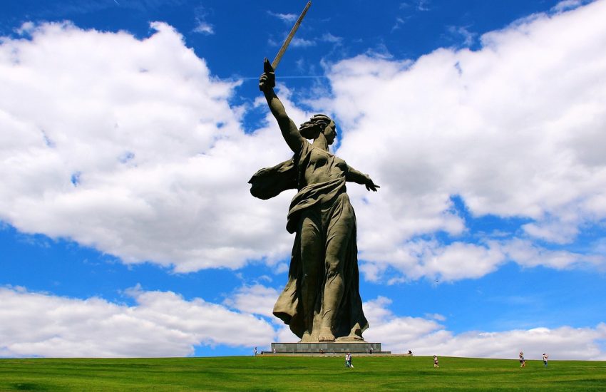 The Motherland Calls statue and Volgograd skyline
