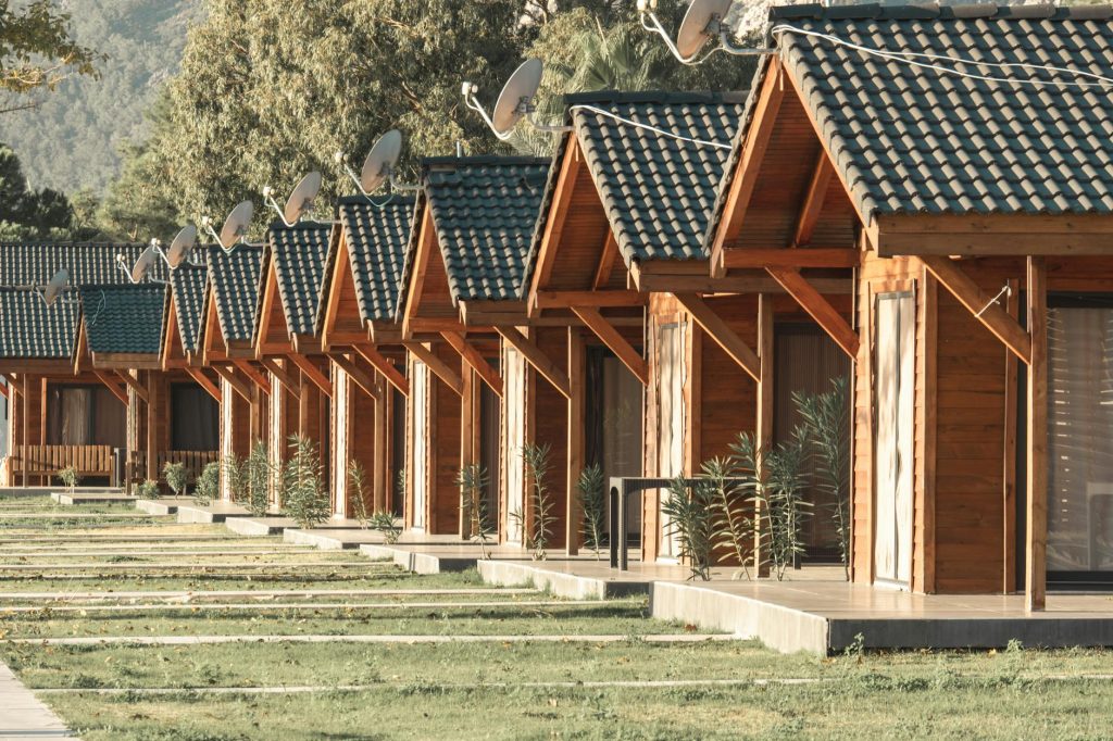 Edremit Hotel – Pension – Holiday Village and Accommodations