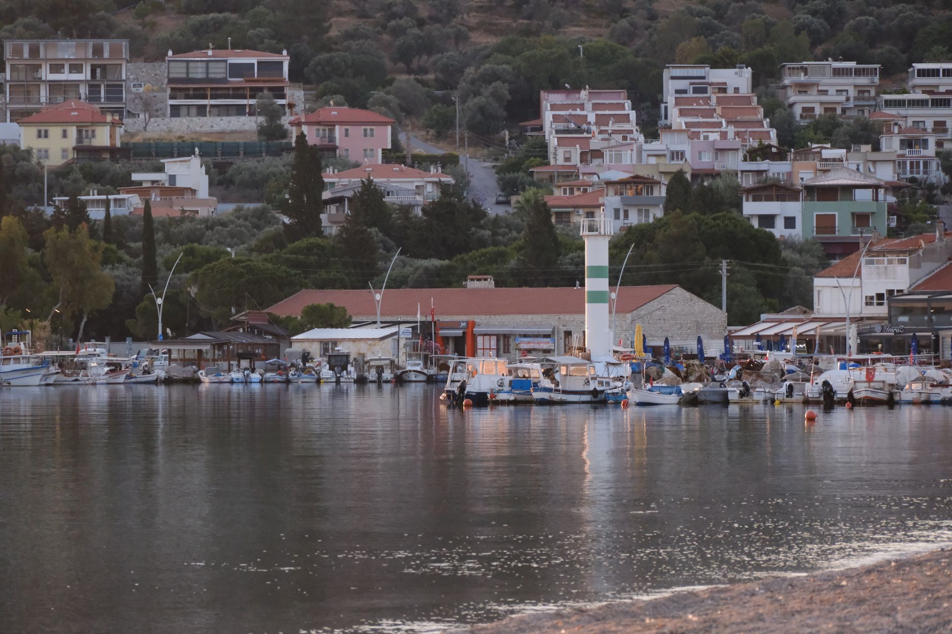 Foça Holiday Guide: Places to See, Food and Accommodation Suggestions