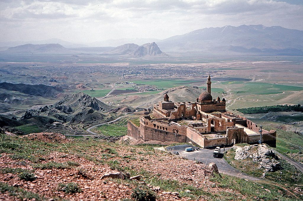 Ishak Pasha Palace & Doğubayazıt: A Frontier Palace on Turkey’s Eastern Edge