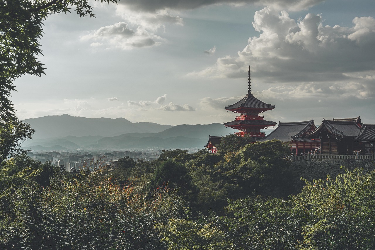 Kiyomizu-dera temple in the Higashiyama district of Kyoto