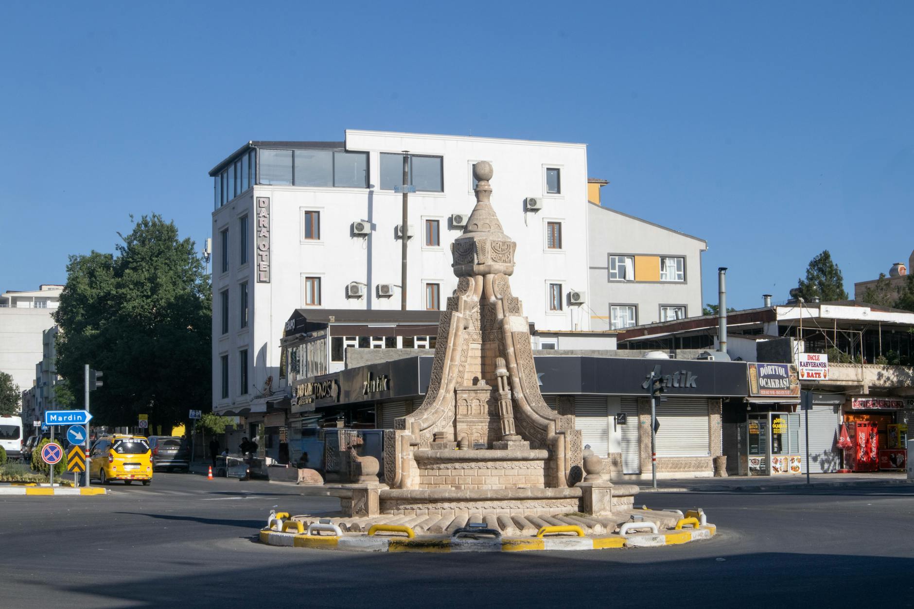 Mardin Hotels and Pensions Contact Information