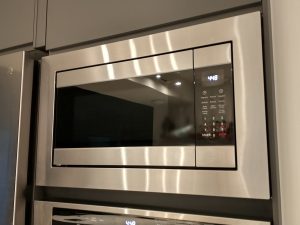 A typical kitchen microwave oven