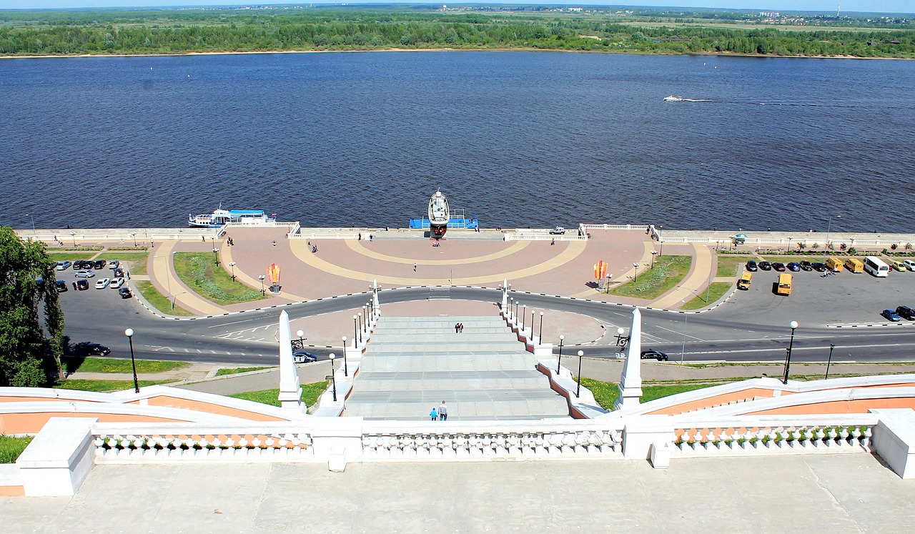 Nizhny Novgorod kremlin above the Volga