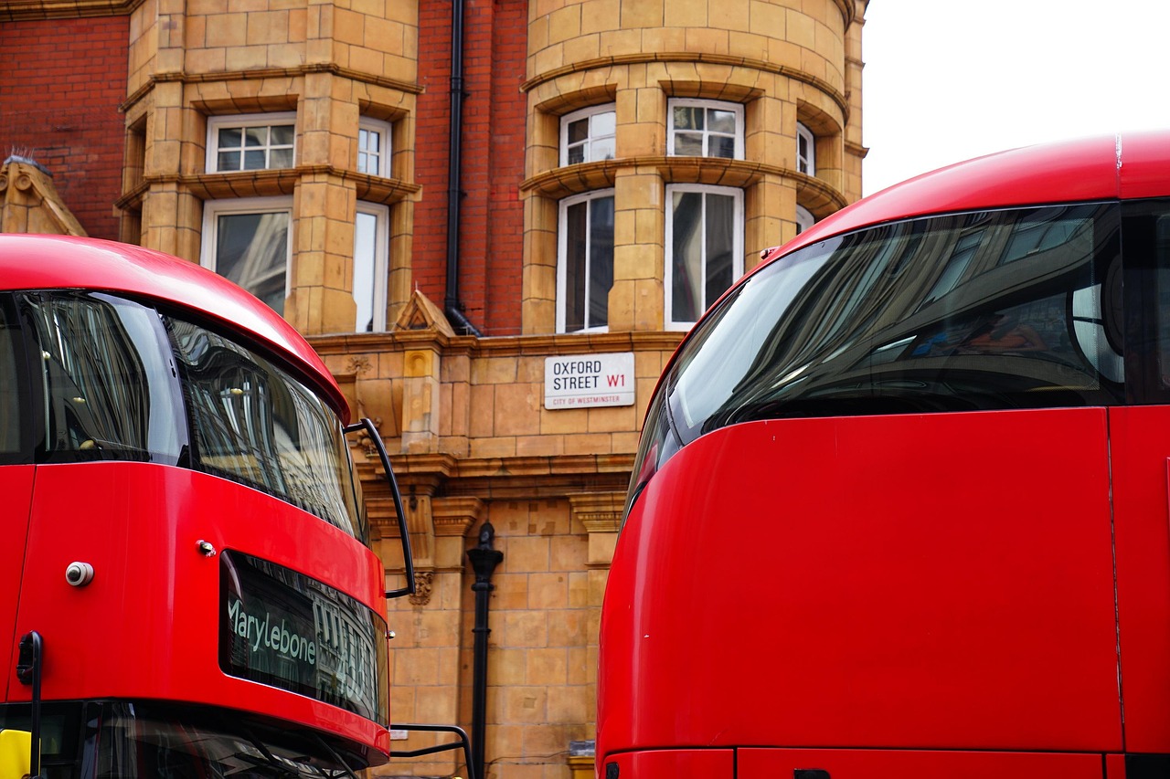 Crowds and buses on Oxford Street, London