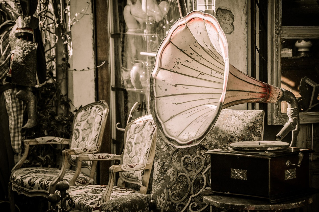 Stalls at a Paris flea market