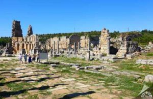 Perge Antik Kenti