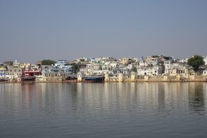 Ghats and temples around the sacred lake at Pushkar