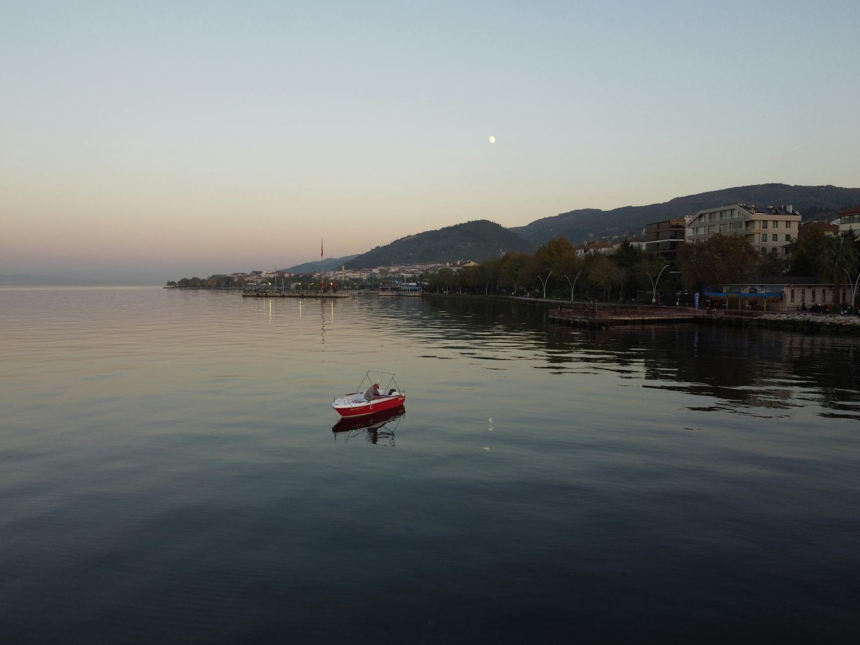 Sapanca Lake Travel Guide