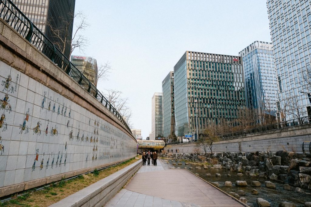 Seoul Travel Guide