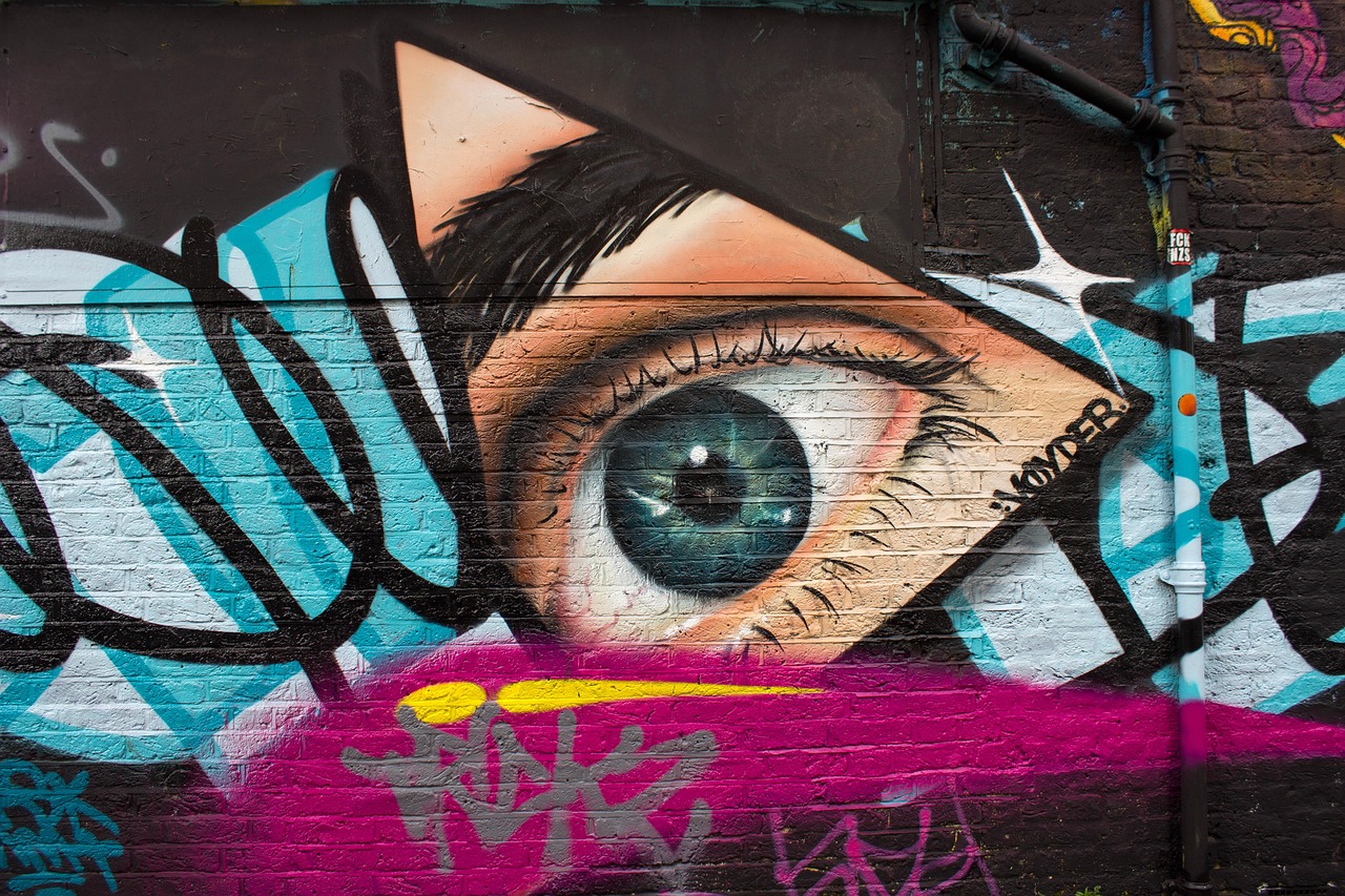 Colorful street art in Shoreditch