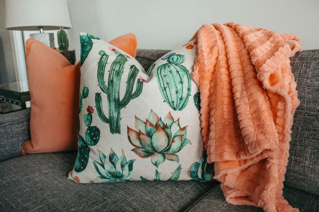 Sofa Decor