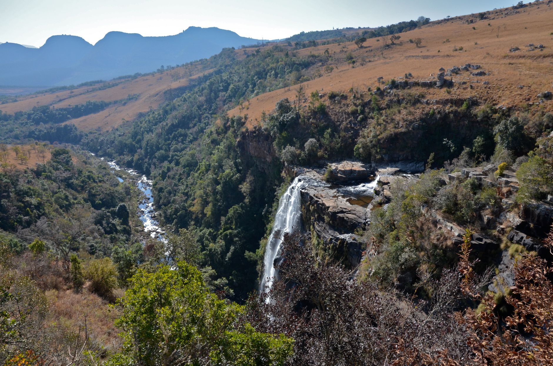 South Waterfall Travel Guide