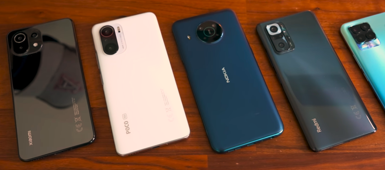A range of modern smartphones