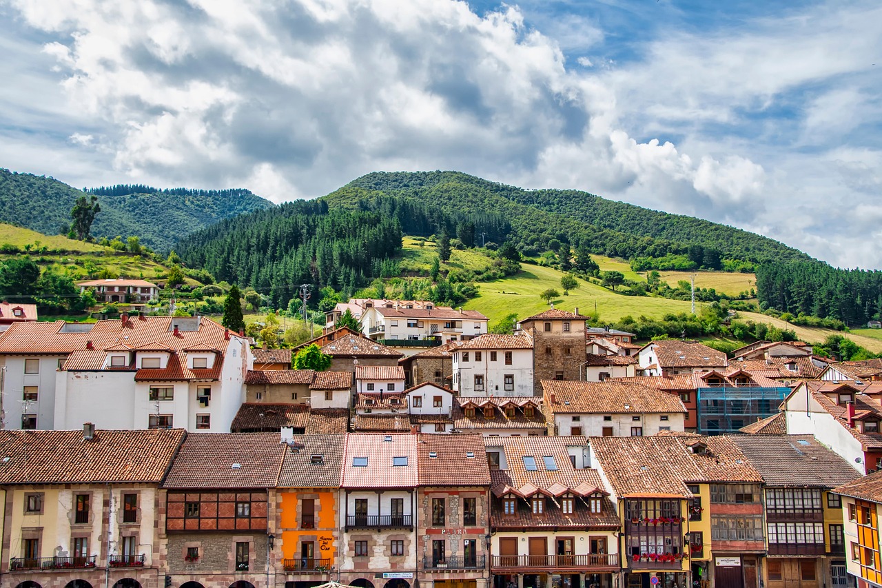 A whitewashed Spanish hill town, typical of the villages of rural Spain