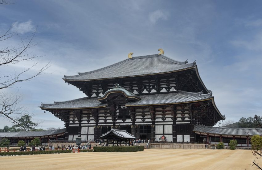 Todai-ji Temple main hall in Nara, Japan