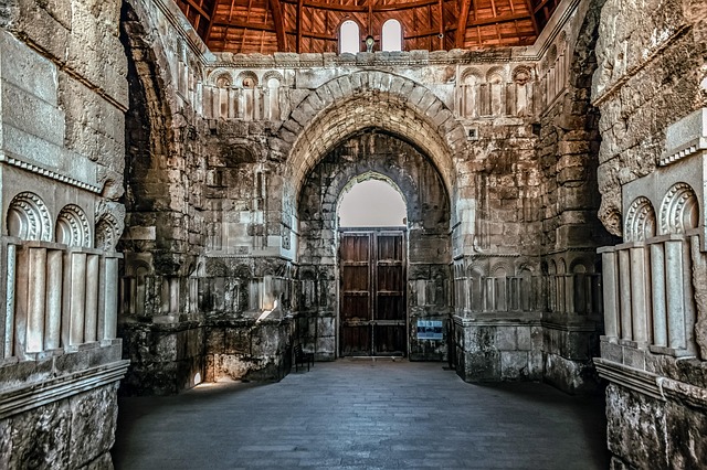 Decorative Umayyad architecture in Damascus