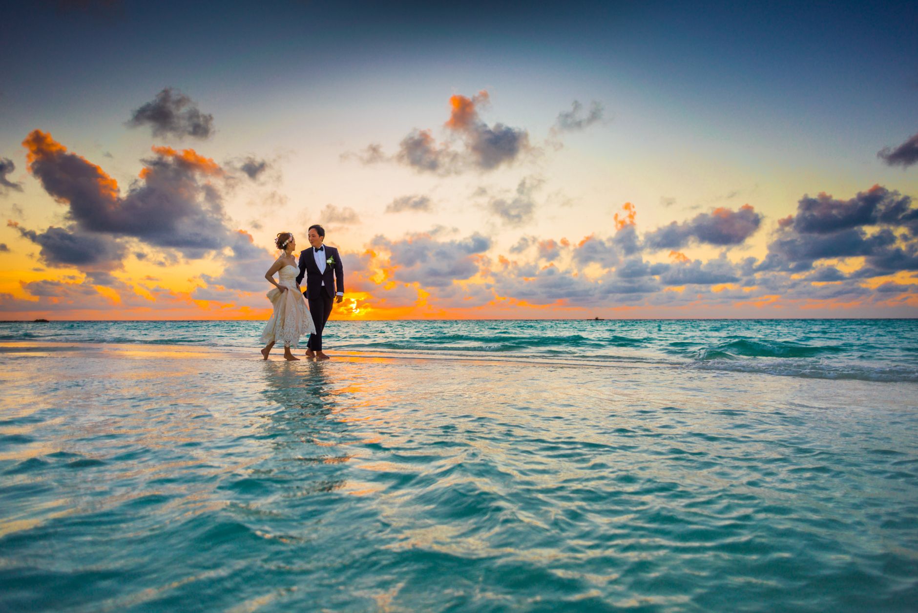 What is a Honeymoon Vacation? Places to Go for Honeymoon