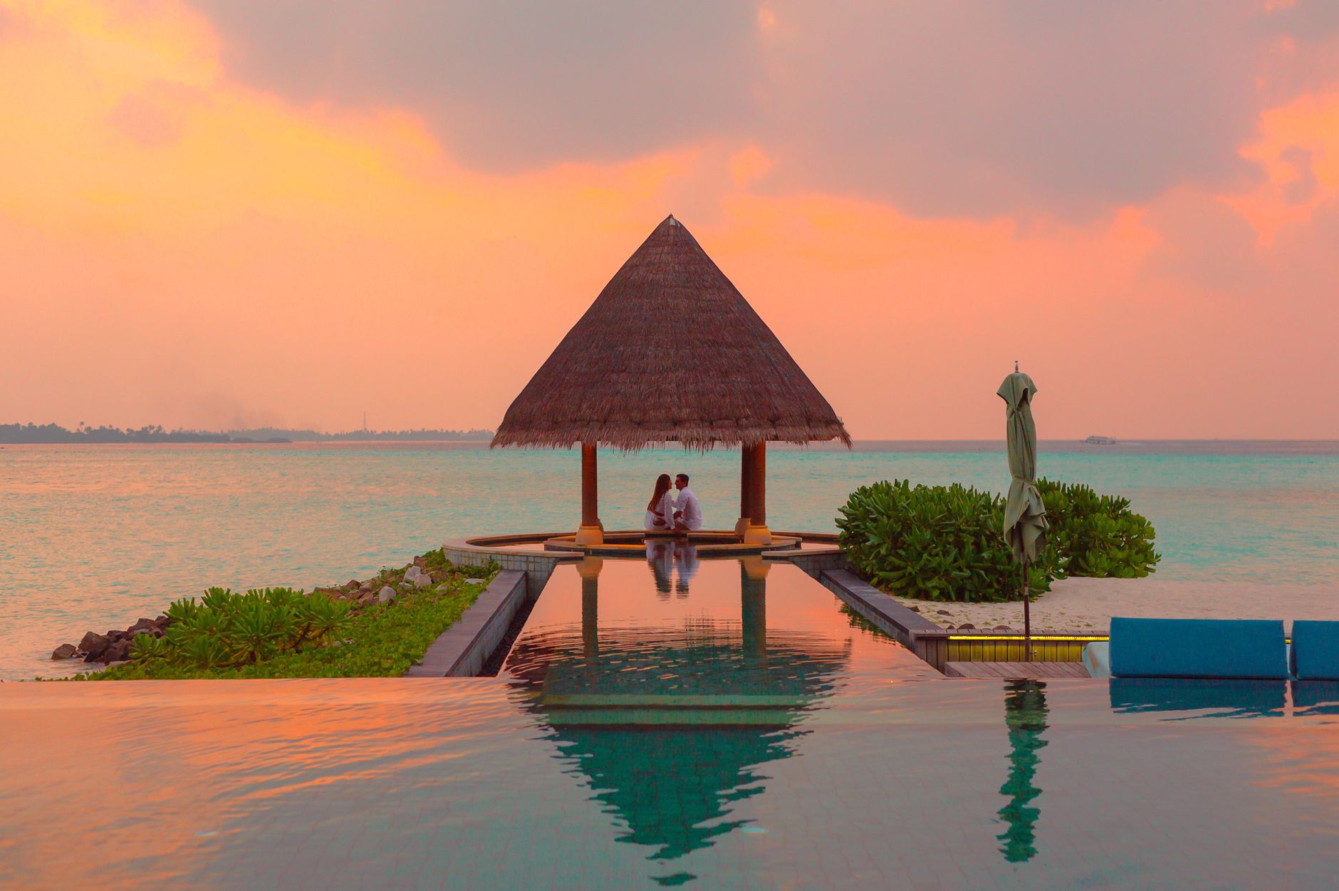 What is a Honeymoon Vacation? Places to Go for Honeymoon