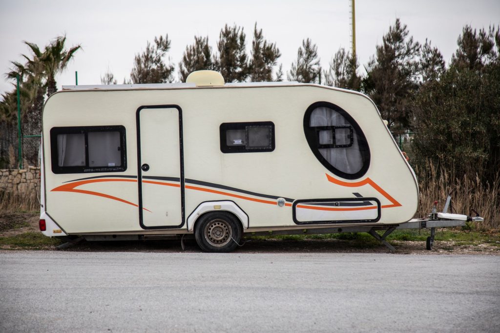 What People Who Want to Buy a Towed Caravan Need to Know