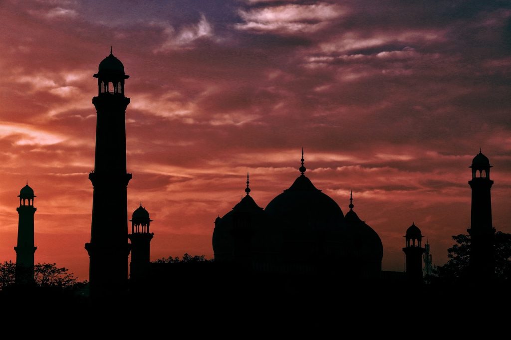 Most Baloch are Sunni Muslims, with a devotion colored by Sufi tradition.