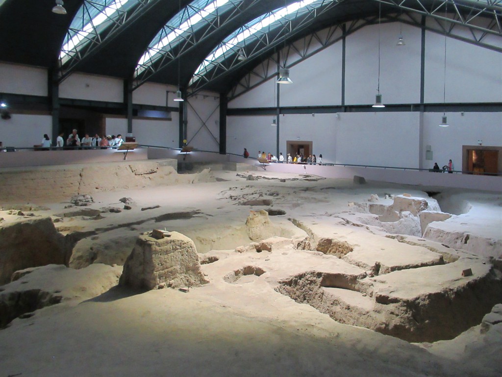 An excavated Neolithic village from 6,000 years ago can be visited at Banpo east of Xi'an, Shaanxi, China. Studies of bu