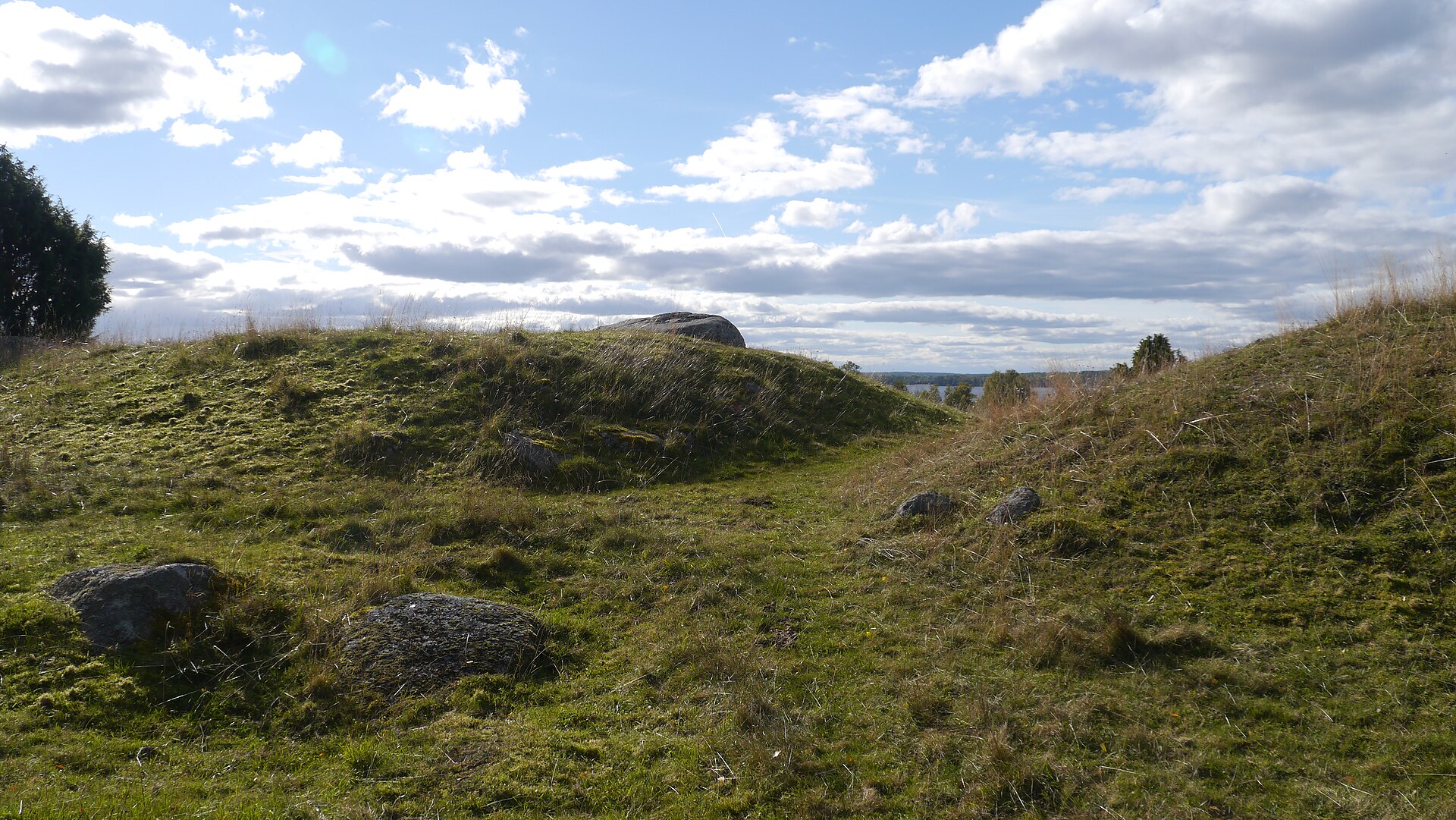 Birka town rampart