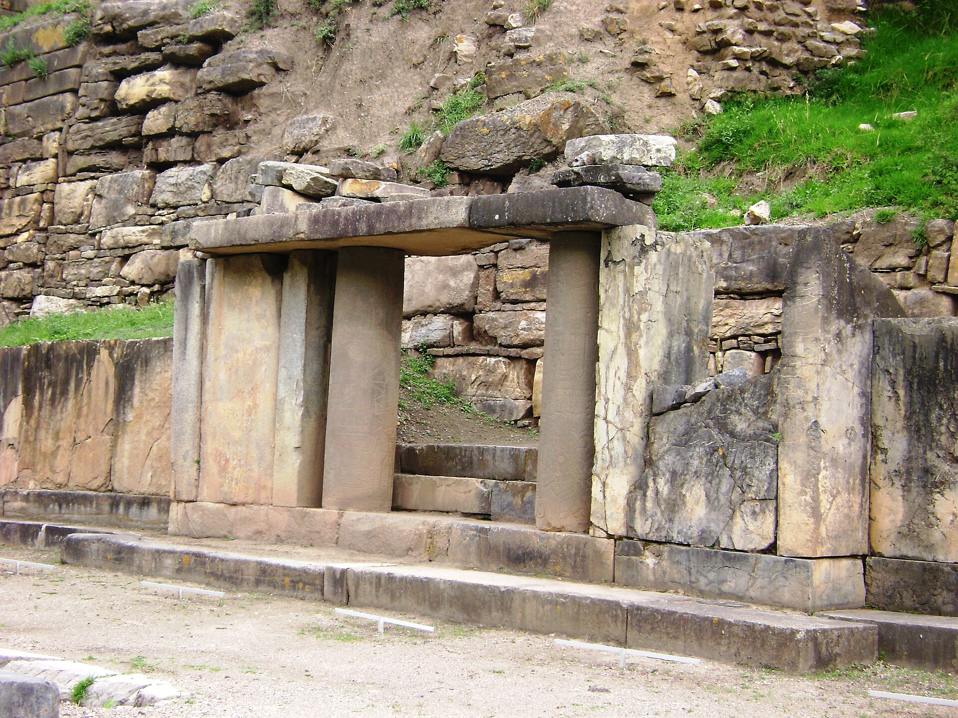 The Black-and-White Portal, the grand ceremonial entrance where pilgrims passed into the sacred precinct.