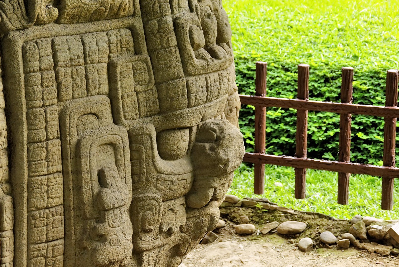 The Copan borderland landscape
