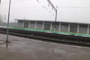 Gnyozdovo train station - kwiecień 2013 (3).jpg