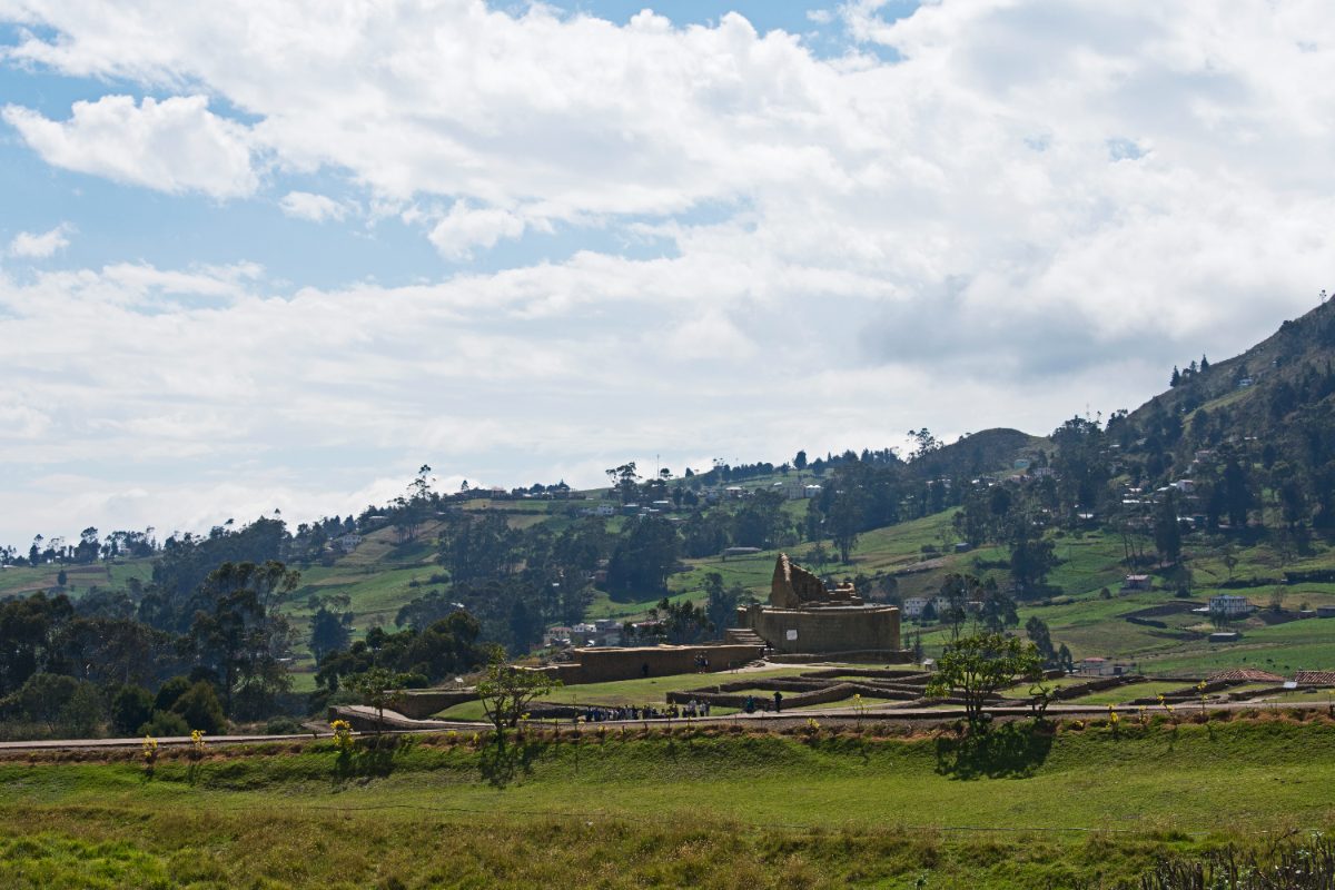 Approach view of the Ingapirca archaeological site
