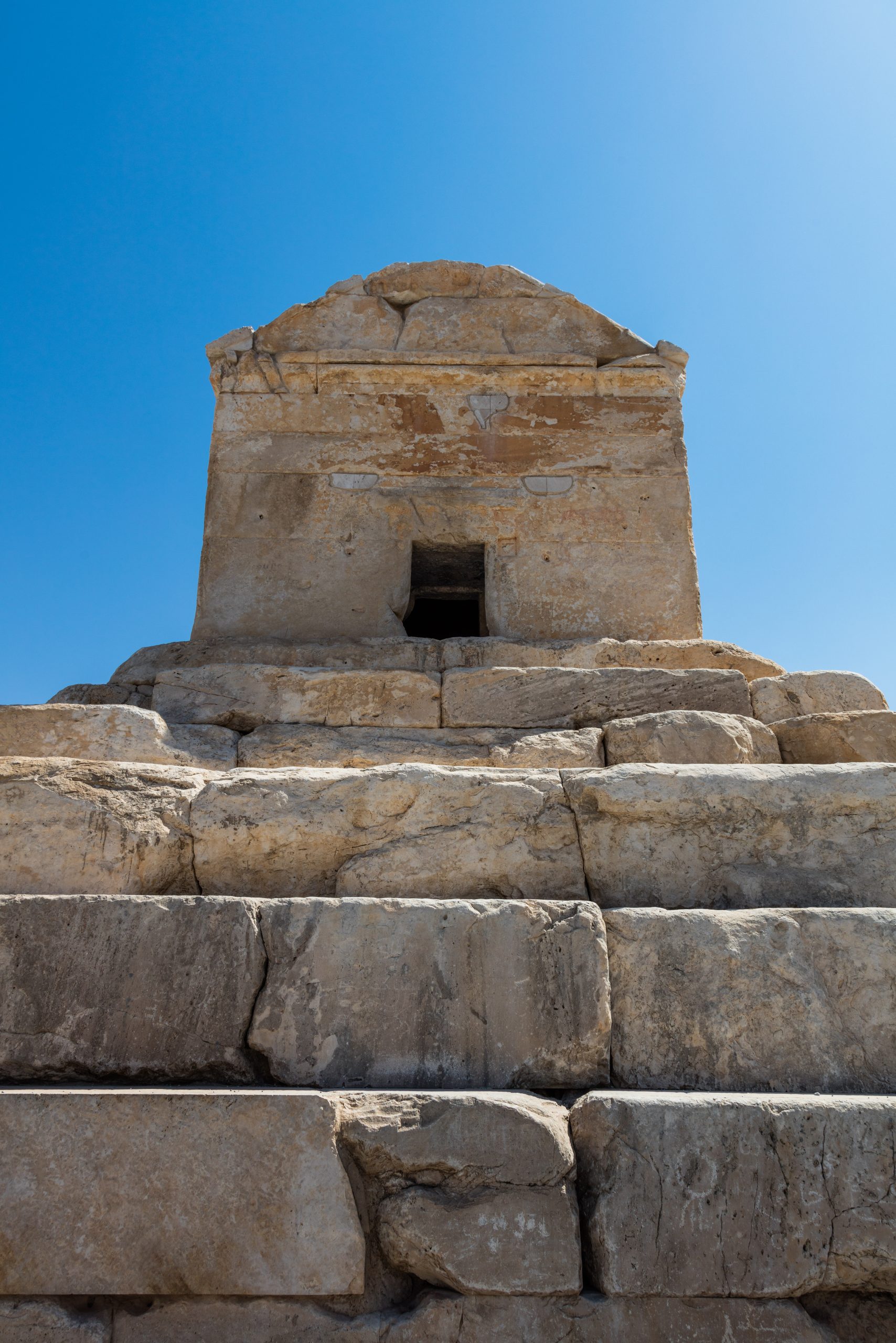 A wider view over the plain and ruins of Pasargadae