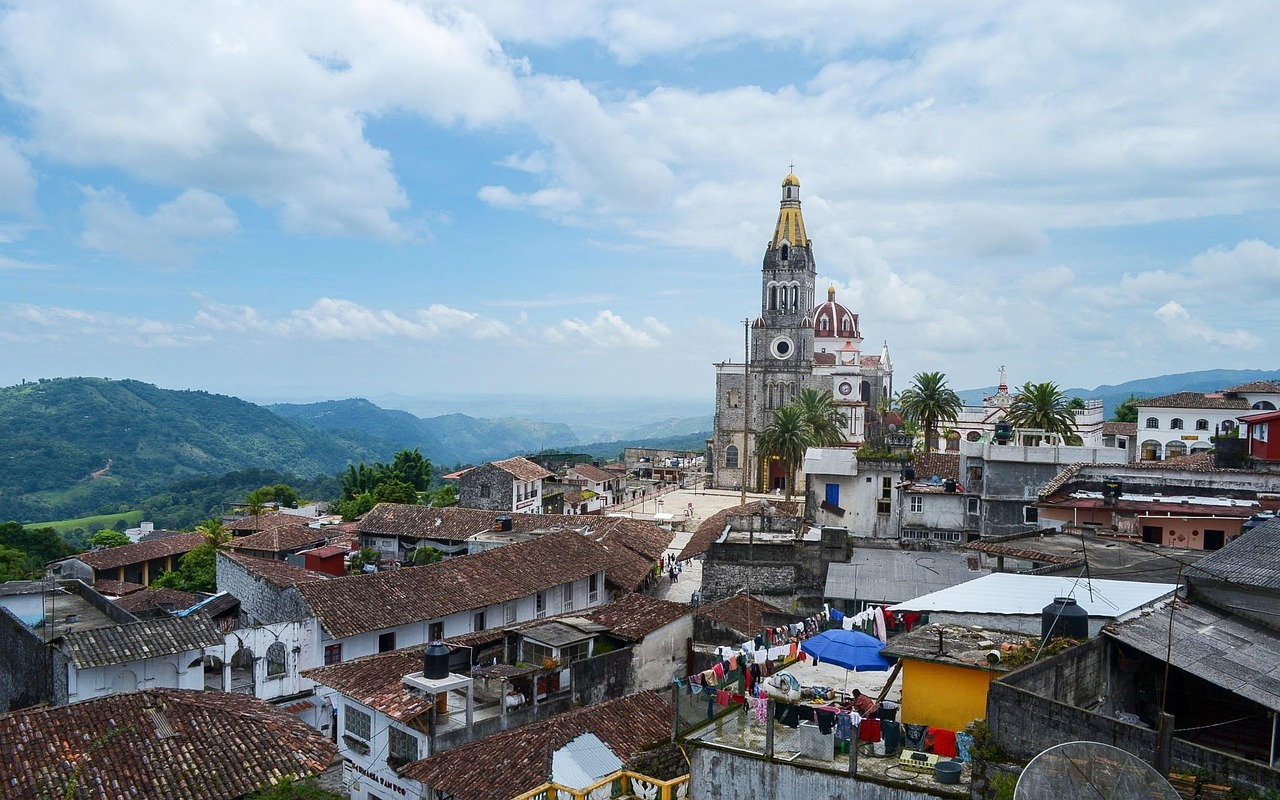 Wixárika communities are organized around small settlements governed by councils of elders.