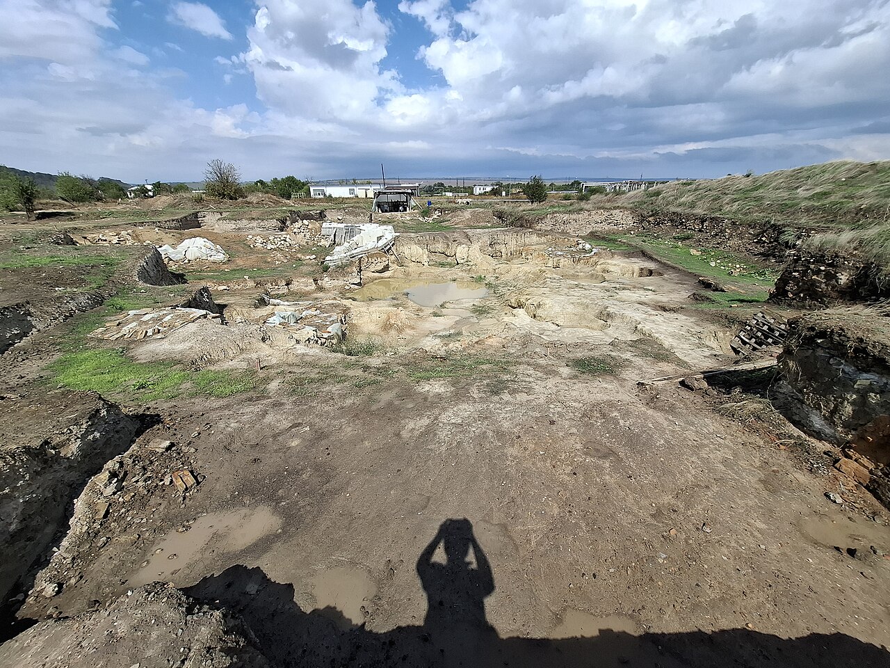 Solnitsata, Bulgaria: prehistoric salt production, 5500 - 4200 B.C.