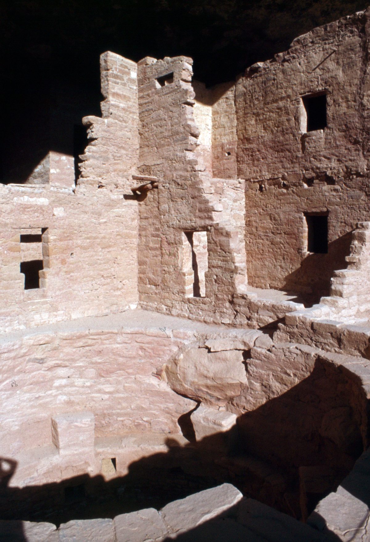 Kiva ceremonial chamber at Spruce Tree House, Mesa Verde