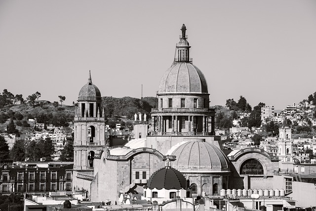 Toluca, capital of the State of Mexico, near one of the largest present-day Otomi population centers