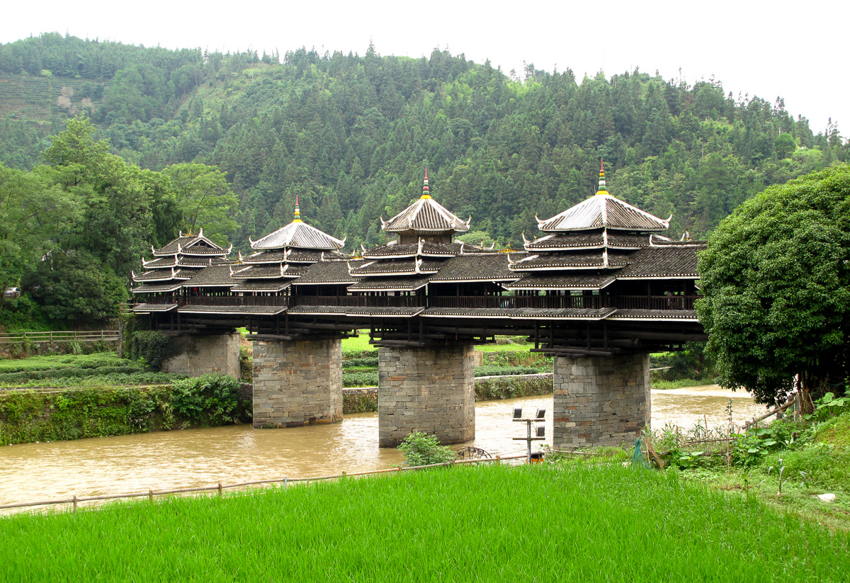 A Dong wind-and-rain bridge at Chengyang