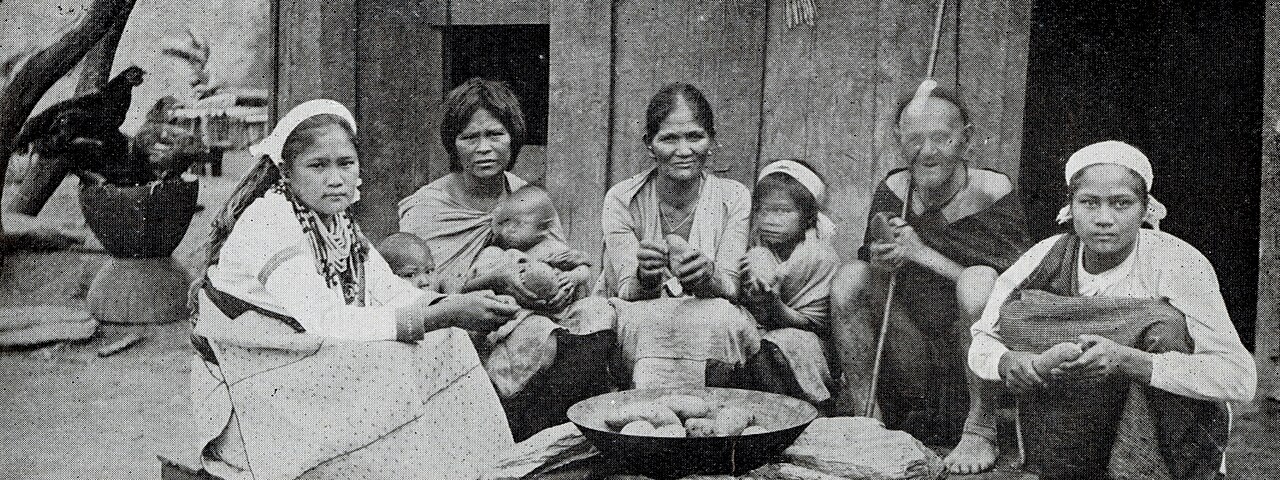 Atayal people with food, around 1930