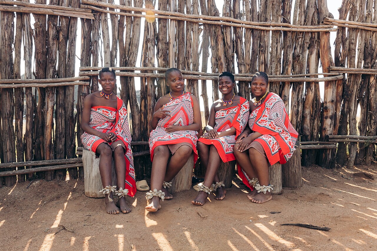 Traditional Swazi women