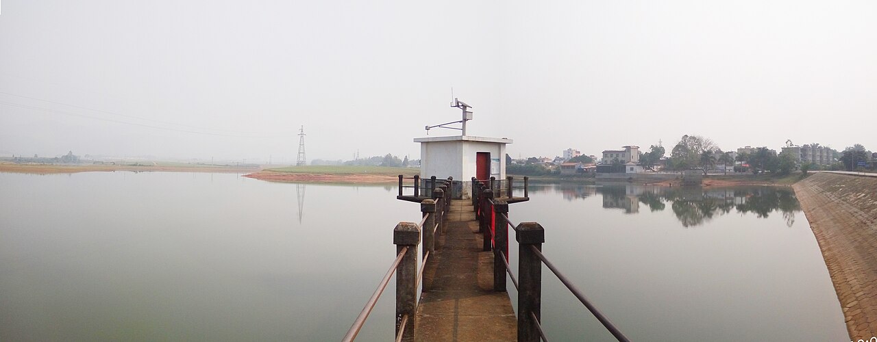 The Xihu reservoir in Longchuan